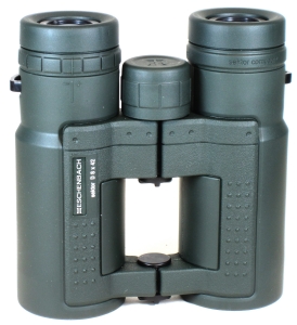  Fernglas Sektor D 8x42 Compact+  (4251842) Farbentreu, lichtstark, kompakt: Idealer Begleiter für die Vogelbeobachtung

<ul>
<li>Vergrößerung: 8x</li>
<li>Objektivdurchmesser: 42 mm</li>
<li>Brillante, naturgetreue Farbwiedergabe durch phasenkorrigierte Bak-4-Prismen und vollständig mehrschichtvergütete Linsen.</li>
<li>Funktionales Design vereint modernen Look und griffige Form, die es sowohl für den schnellen Einsatz als auch für längere Beobachtung gut in der Hand liegen lässt. Einhändiges Fokussieren aufgrund der offenen Brücke leicht möglich.</li>
<li>Extrem robust: Dank Magnesium-Chassis ist das Modell stoßfest und strapazierfähig.</li>
<li>Gut gerüstet für jedes Wetter durch wasserdichtes Gehäuse und Stickstofffüllung, die ein Beschlagen der inneren Optik bei Temperaturwechseln vermeidet.</li>
<li>Brillenträger-Okulare bieten auch (Sonnen-)Brillenträgern ein optimales Sehfeld.</li>
<li>Stabiles Stativgewinde für eine wackelfreie Beobachtung mit Stativ.</li>
<li>Dioptrienanpassung mit zuverlässiger Click-Rastung.</li>
<li>Lieferung inkl. Gürteletui und Tragekordel</li>
</ul>